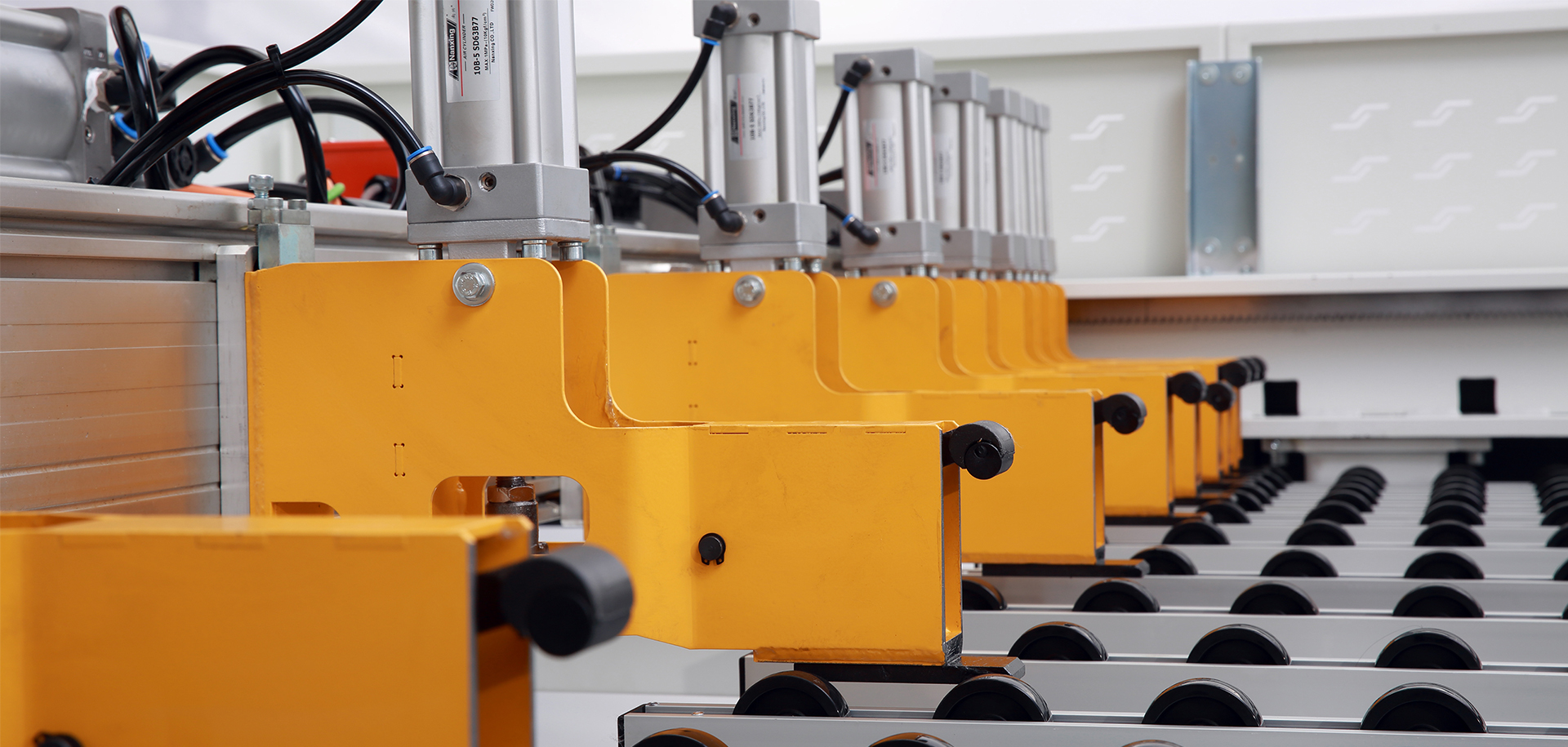 Beam Saw - Front Feed Panel Dividing Saw