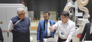 Live Demonstration by Mr. Peter at the Nanxing Manufacturing Facility.